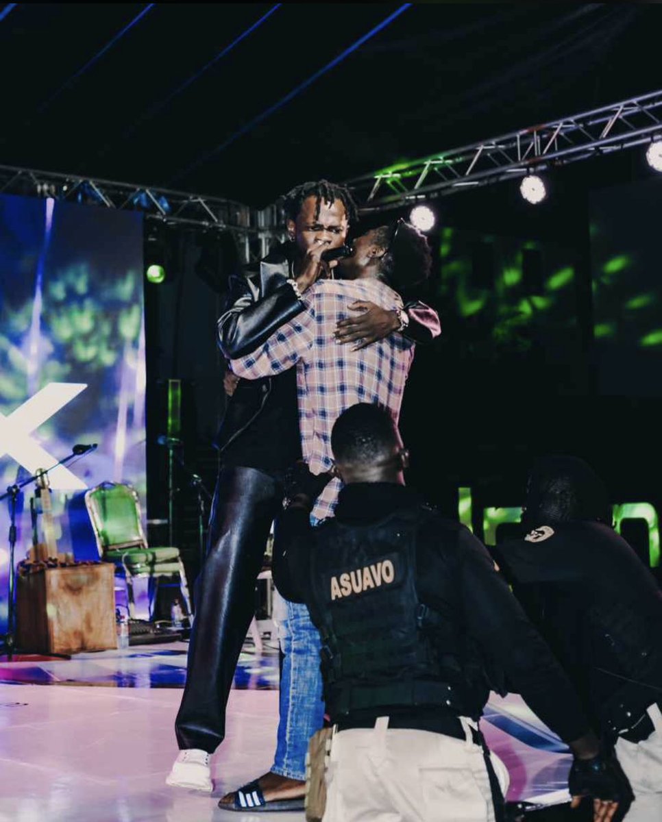 Fameye's tweet image. For every Love, I appreciate. #DontKnow