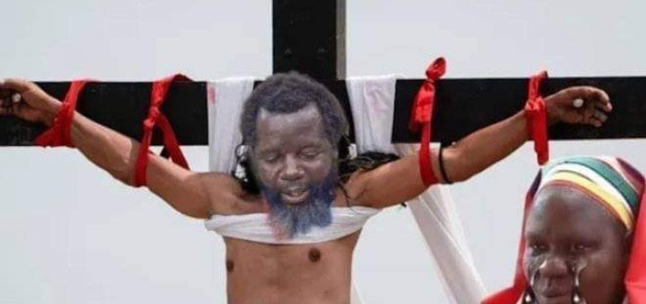 Goddie_Ke's tweet photo. Jesus Mwalimu Yesu Wa Tongaren has been crucified. Expect darkness in a few hours https://t.co/JiU2BuWPXV