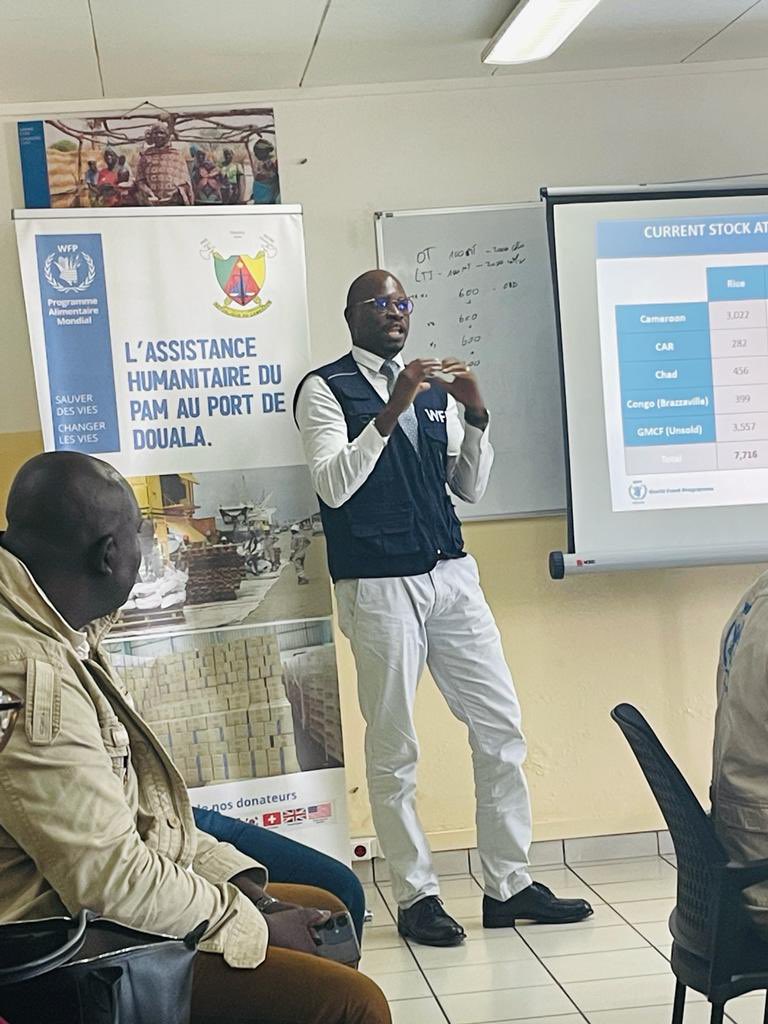 Zahralillian's tweet photo. WFP Cameroon 🇨🇲 

#Happening_now

Visiting WFP’s Warehouse in Douala, representatives from MINREX, MINFI, MINEPIA, MINEPAT, MINAS, MINSANTE, MINAT, MINPEDED, MINEDUB and  MINPROFF. 

Together for #SDG2 and SDG17

#GMCF https://t.co/jkfaH1tDWM