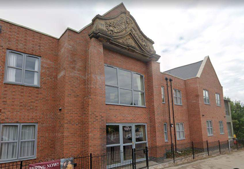FionaMuxlow's tweet photo. @AdamJFarrer The pediment's all that remains of The Goldwell Rooms - definitely damage worthy of a wrestler, although they also used to hold St John's Ambulance first aid classes there so perhaps the blame should be shared. https://t.co/Nqn99mlIZj