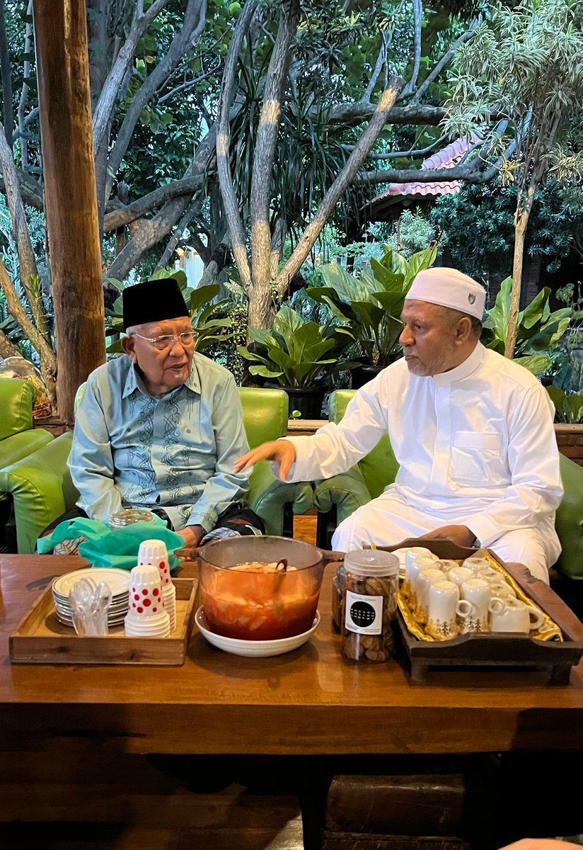 Ustad Husain Alattas tweet media