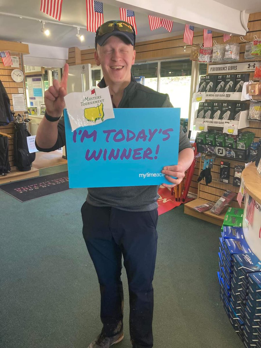 *Hole in one alert*
Huge congratulations to Mike Kroger for his first hole in one on the 14th - masters week as well 👏👏👏👏🇺🇸🏌🏽‍♂️⛳️
#golf #holeinone #golfer #golfing #Masters2023
#MastersTournament #mastersweek