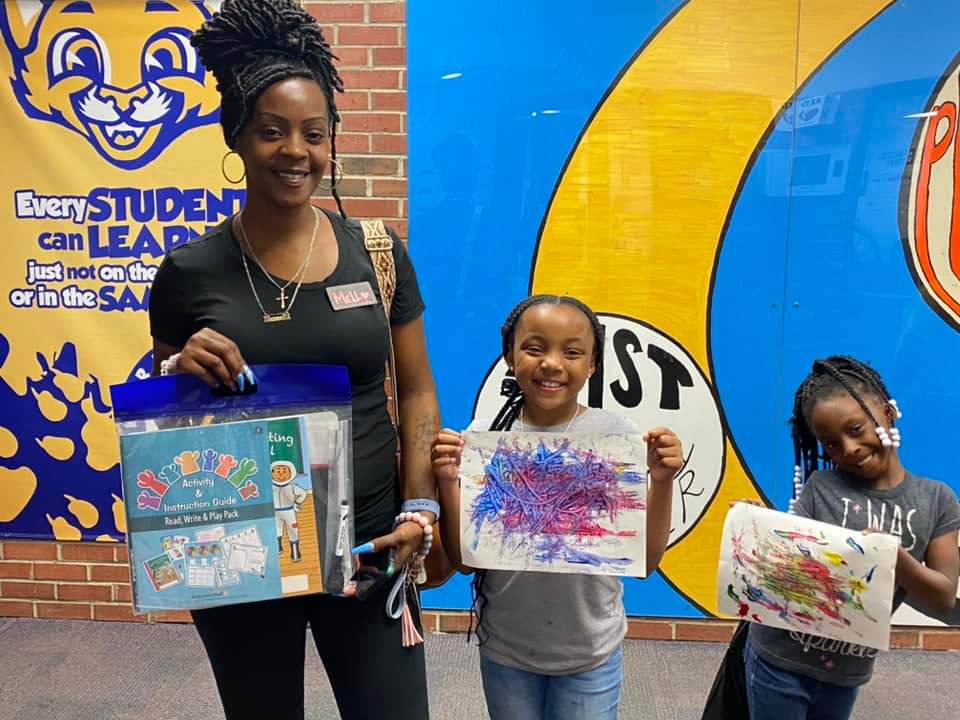 NorthDriveES's tweet image. Our first STEAM event was a success! Our students &amp;amp; their families participated in many fun &amp;amp; engaging activities. Each student received books to promote their love for reading at home.  Families that participated in our STEAM event &amp;amp; healthy initiative received Lysol wipes.😊