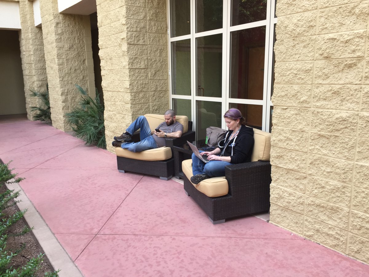 KitchensinkWP tweet media