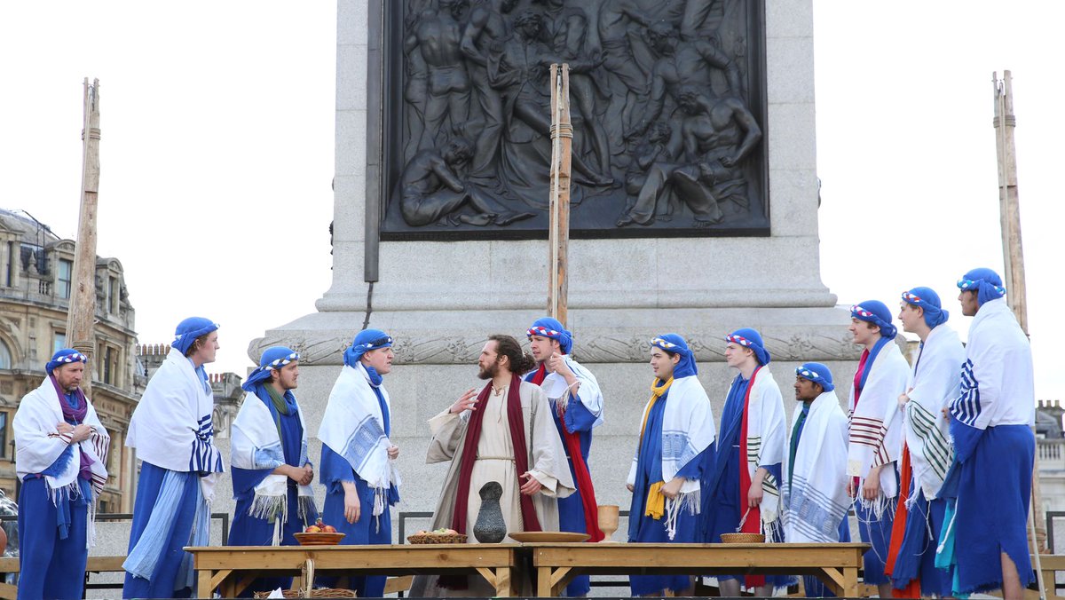 MayorofLondon's tweet photo. Fantastic to see the Passion of Jesus by @WintershallPlay return to Trafalgar Square for Good Friday. Today Londoners and visitors of all faiths gathered to witness the powerful Easter story told in spectacular fashion by hundreds of actors and volunteers. https://t.co/TfLKd4sdrO