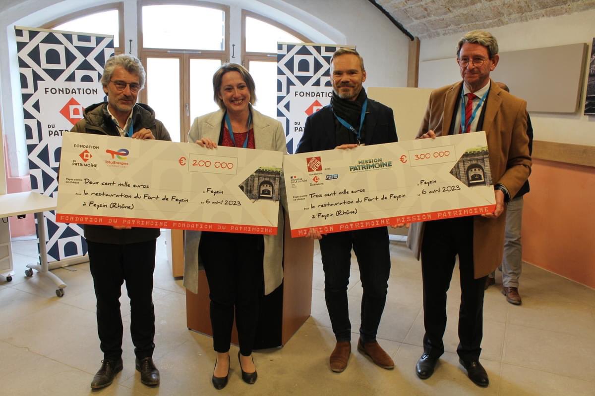 Fort de Feyzin tweet media