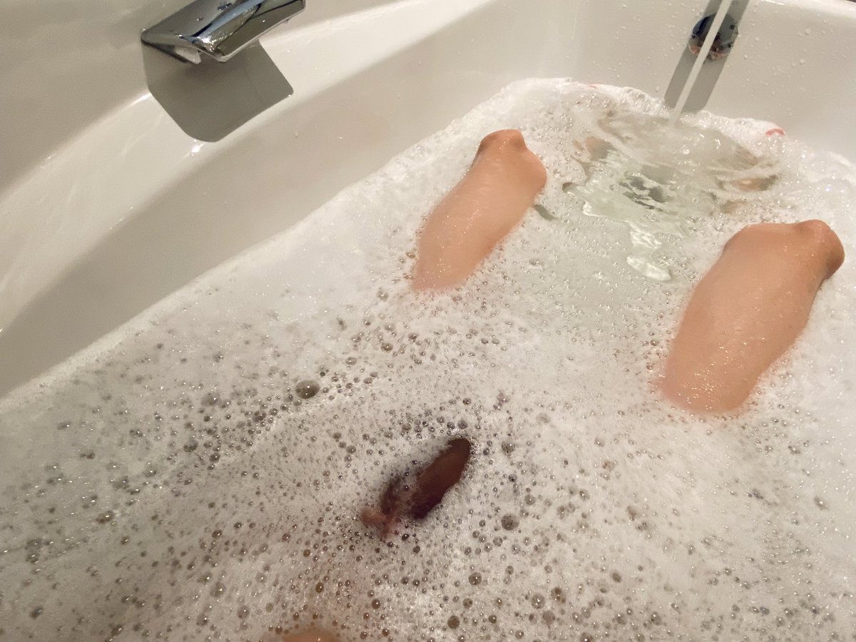 Patrickshi1_'s tweet photo. 456 🛁 https://t.co/74G5l0kogB