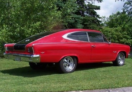 kmandei3's tweet image. Just dropped a #ThrowbackThursday pic for #FastbackFriday! Nothing beats the classic lines &amp;amp; sleek design of a vintage fastback car 🚗💨 #nostalgia #classiccars