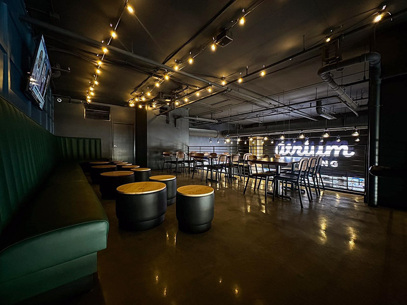 NortonCommonsKy's tweet photo. Atrium Brewing is now open in Norton Commons and they’re the perfect place to celebrate #NationalBeerDay. Come grab a pint today! #NortonCommonsLife https://t.co/4ymkUH25Mb