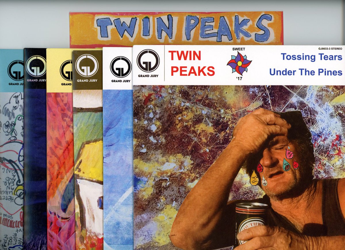 Happy @Bandcamp Friday! Found a handful of limited edition @TwinPeaksDudes 7's in the warehouse. Less than 10 of each from the Sweet '17 series. They can be yours now! 🍬 🍫🍭 twinpeakschicago.bandcamp.com/album/sweet-17…