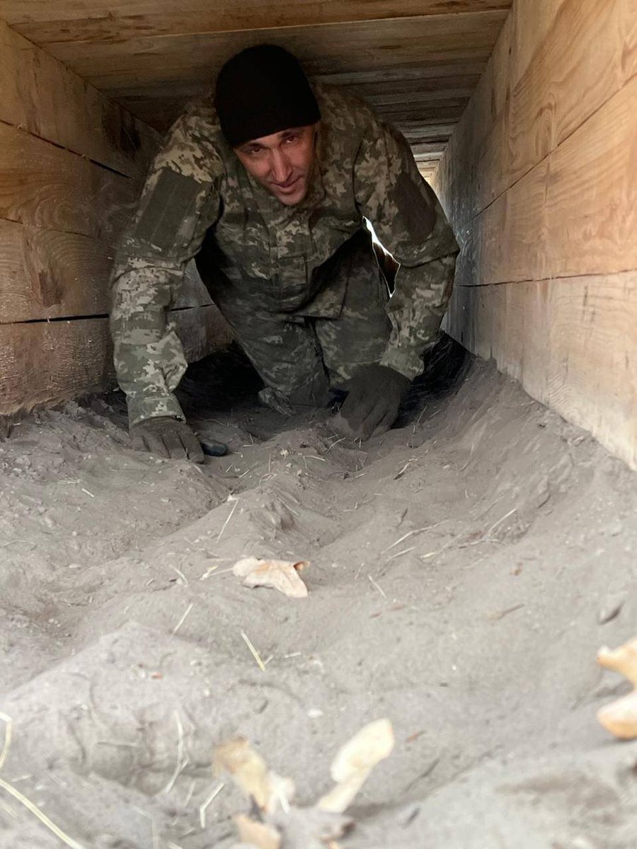 SkalaBattalion's tweet image. Training of new assault groups. 

Overcoming the obstacle course. 

Preparing to defend Ukraine until Victory, until the last occupier is destroyed.