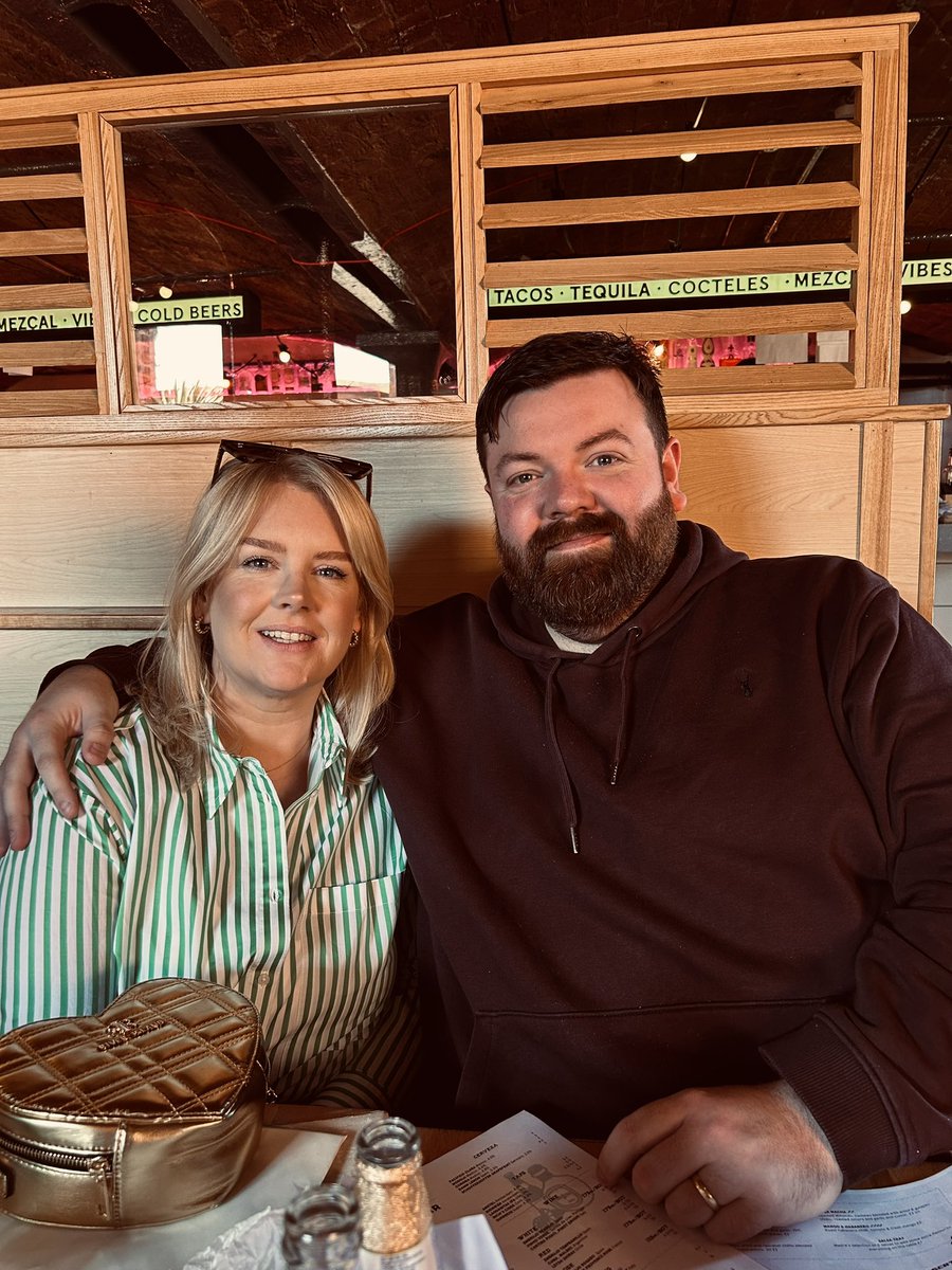 shuv_phil's tweet photo. All the tacos 🌮 and Margs 🧂in Madre! Happy Birthers my all time favourite human @Babbel_6 https://t.co/Nk7n1iMkAw