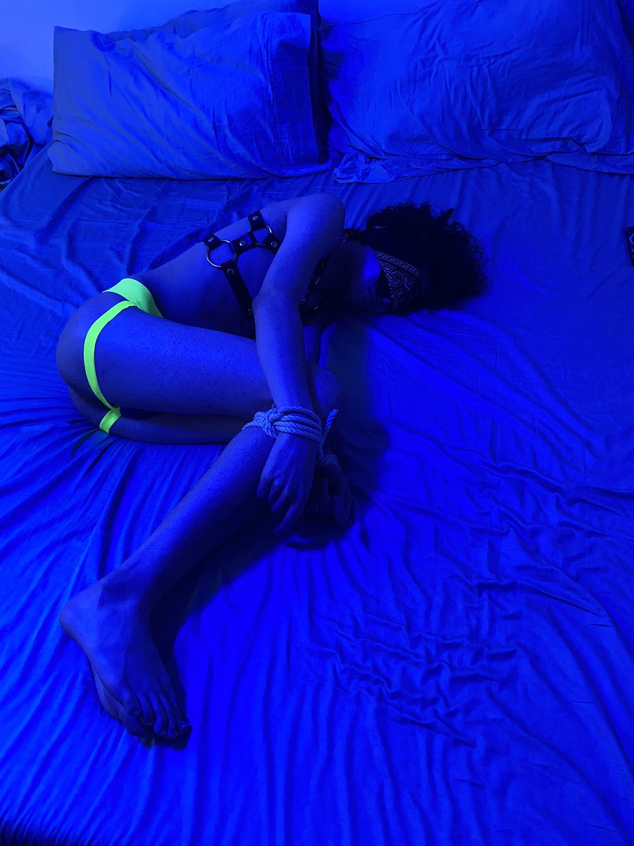 twinktyer's tweet photo. Scrolling through Grindr with a twink this morning, came across a twinky Dom looking to pump and dump. Boy is all ready for his visitor ๐
What do you think about his presentation?
#sharingasub #sub #twink #boytoy #blindfold #torontogay #anon #whoredout #dom #domsub #bondage https://t.co/HQnSYa6PXj