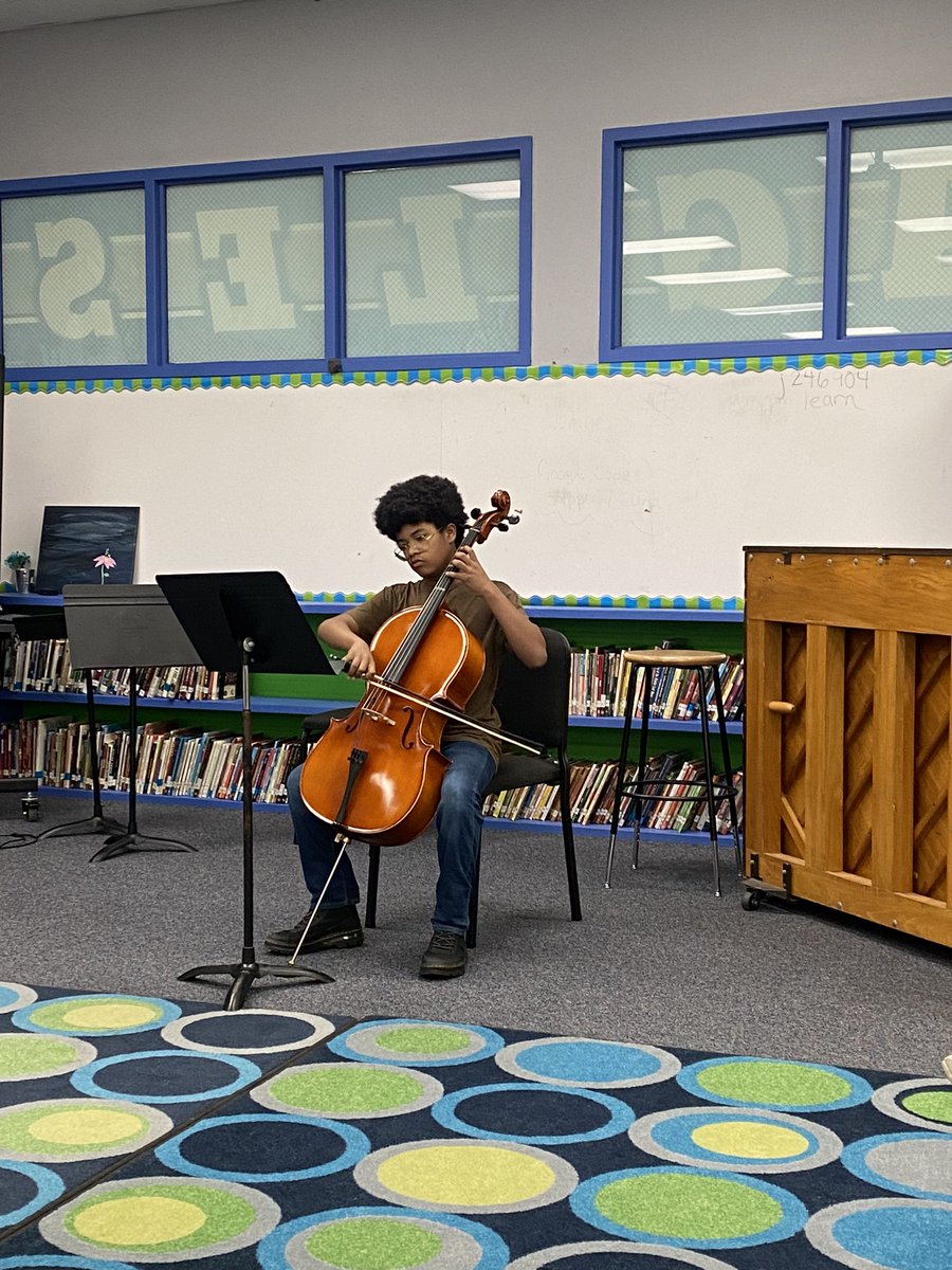 BenoldOrchestra's tweet photo. This week our orchestra classes held two days of performances in the library! Celebrating #AssistantPrincipalsWeek #NationalLibraryDay &amp; #Nationalparaprofessionalsday @BenoldBMS @GeorgetownISD @GISDFineArts https://t.co/B0iCpu640t