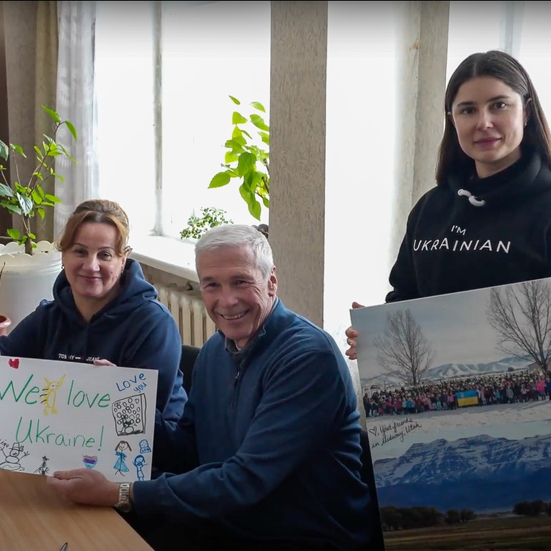 August_Mission's tweet photo. Thank you, Midway 💙 💛 #StandwithUkraine #AugustMission https://t.co/xsTTTujQoN