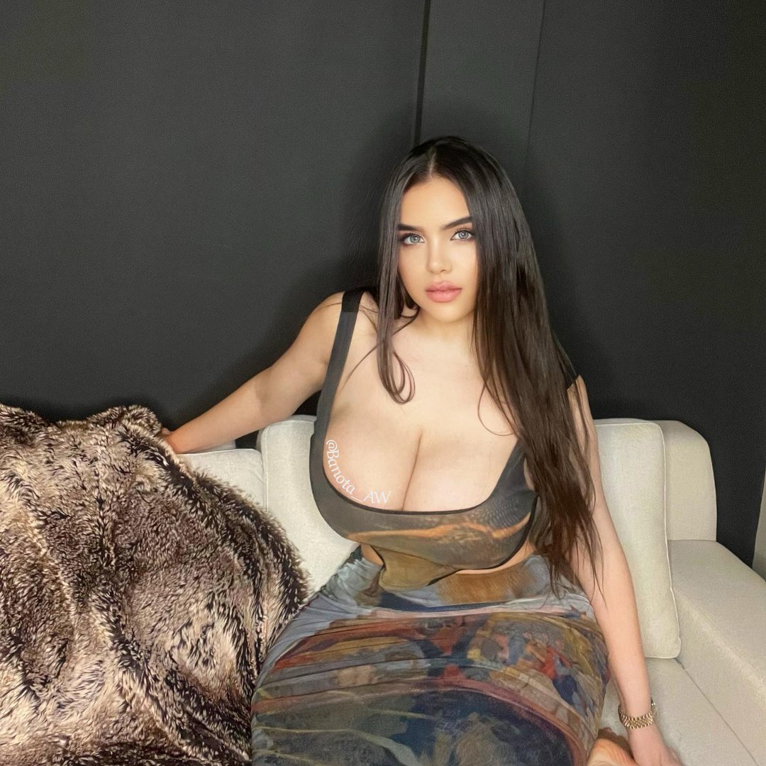 الأشياء الصغيرة تصنع أيام عظيمة.
Little things make great days.
❤️
يومكم مبارك