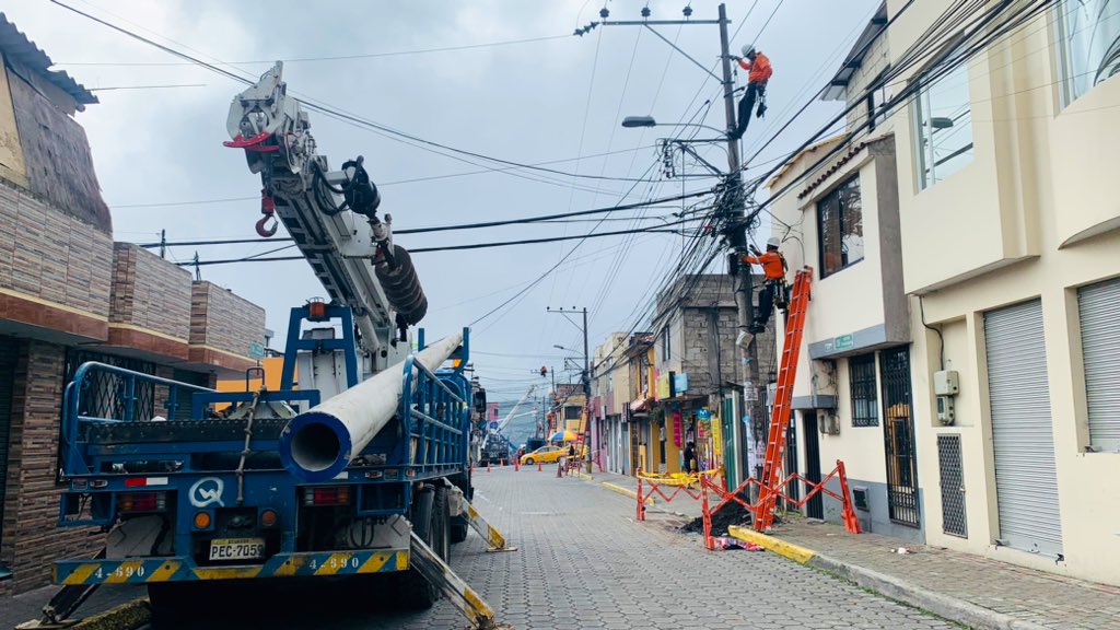 Empresa Eléctrica Quito tweet media