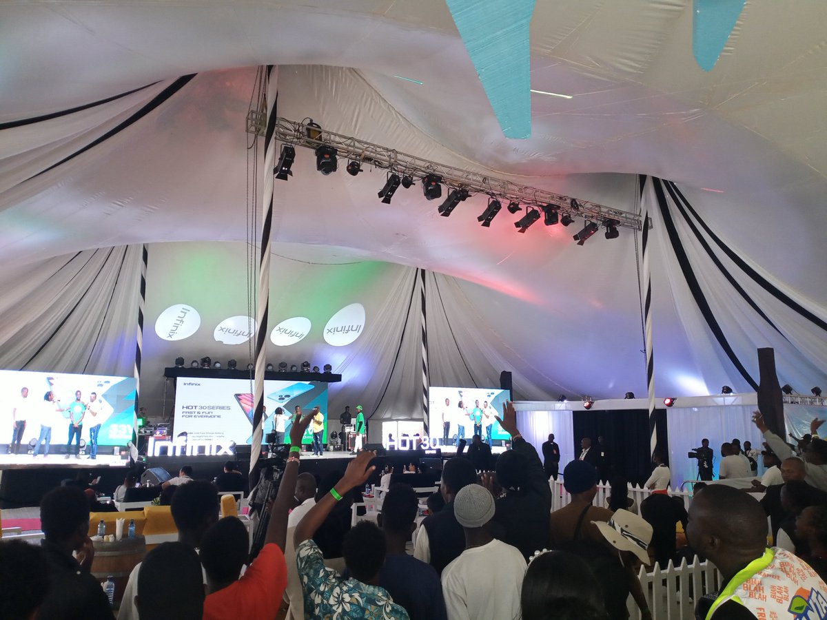 OngongaSigar's tweet photo. Tupo site 🔥🔥🔥tupo site🔥🔥🔥,the Infinix HOT 30 Launch.Mambo ni mengi ,masaa ni machache  na sherehe ni Moja.@infinixmobilekenya
#MuHOAT
#InfinixKenya
#TheHottest30
#bmshaxxy https://t.co/JrGhyy0pFe