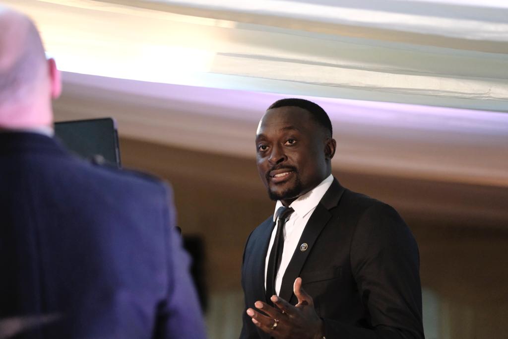 Collins Injera, OGW, OLY tweet media