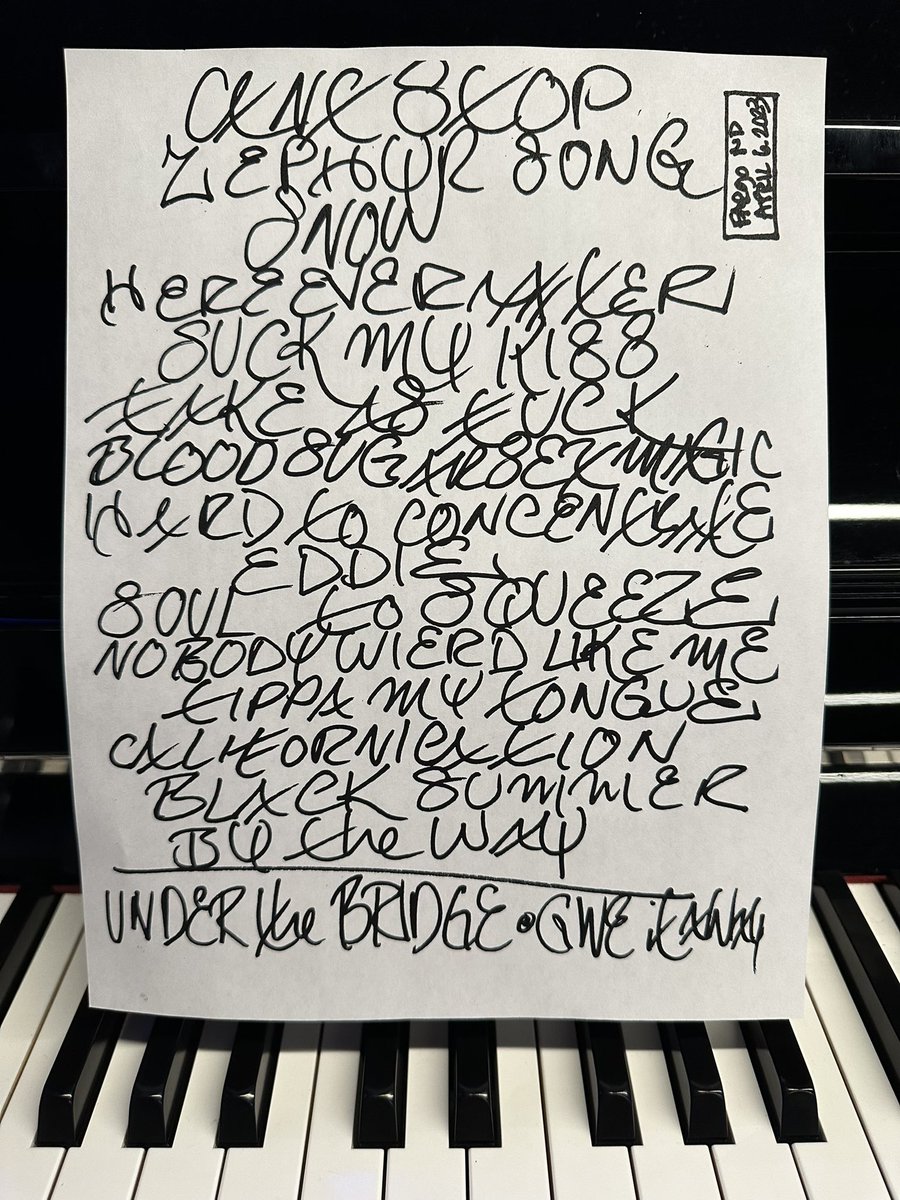 Red Hot Chili Peppers tweet media