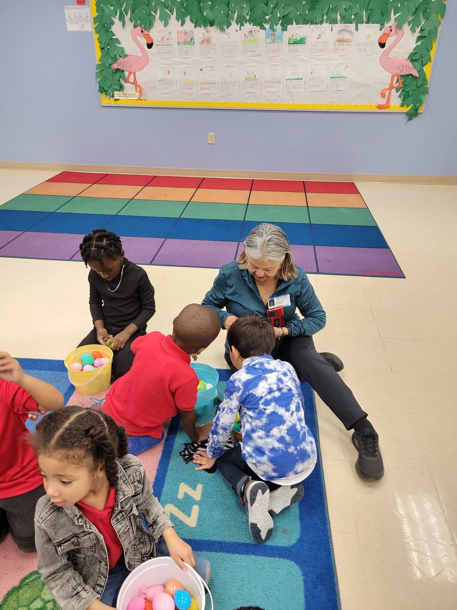 msmisty07's tweet photo. Week of the Young Child.  Day Four.  Thankful Thursday. Thank you to all of my wonderful parents who made our egg hunt a success. @HISDREADY2RISE @TeamHISD @HighlandHtsES @HISDECH @NAEYC #WOYC23 https://t.co/EVBfE35xGW