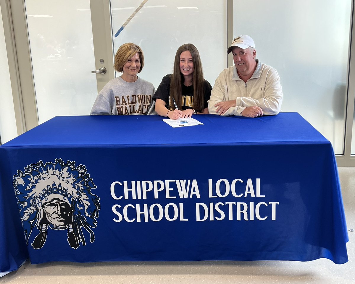 It’s official!! Thank you to all the coaches and teammates who have helped me get to where I am today!! Sooo excited for the next chapter at Baldwin Wallace!! awwwjackets🐝<a href="/BW__Softball/">BW Softball</a>