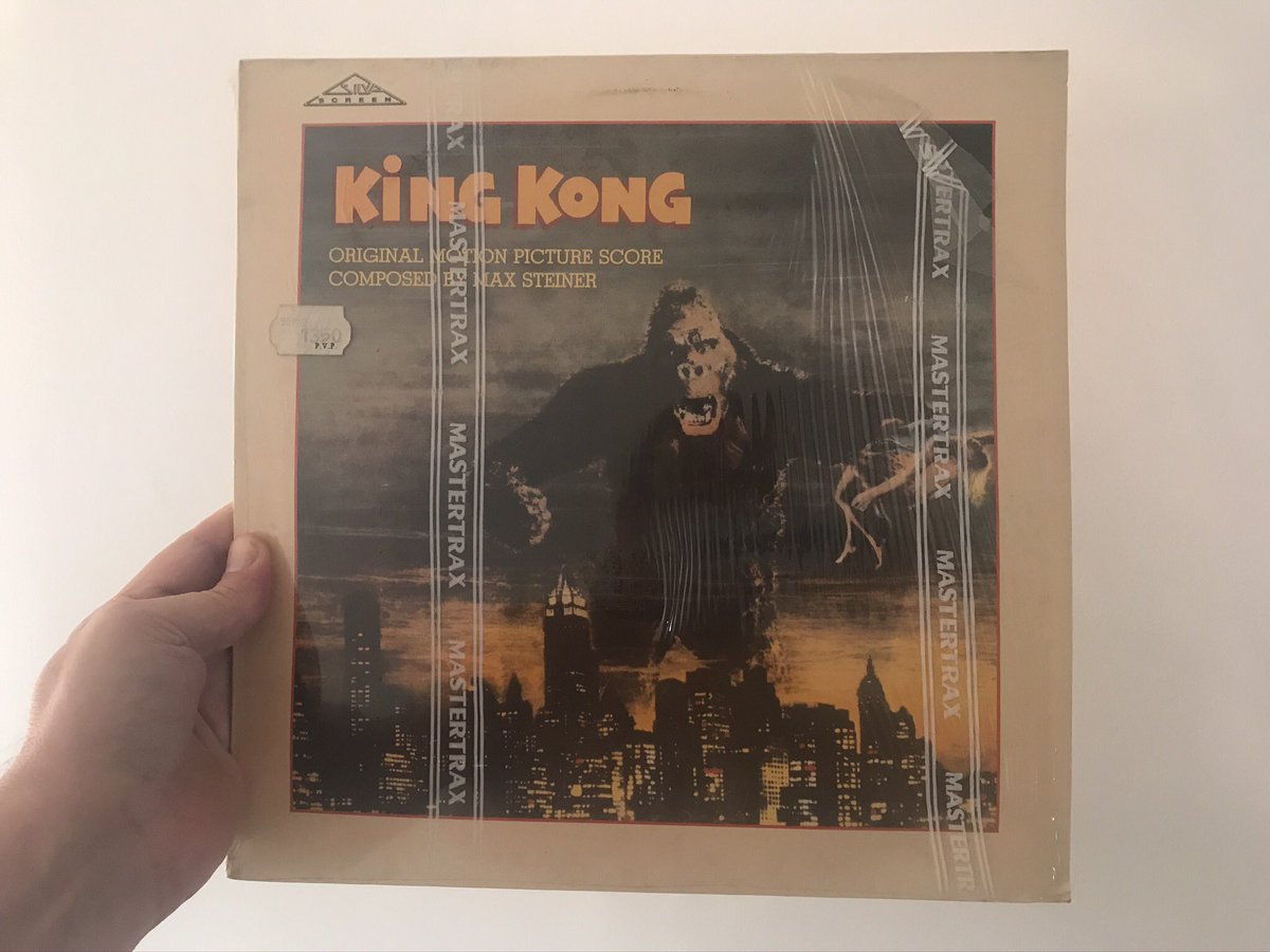 90 años de #KingKong (1933) #MaxSteiner #BandaSonoraDelDia youtu.be/eB8X8CH3m7Y
