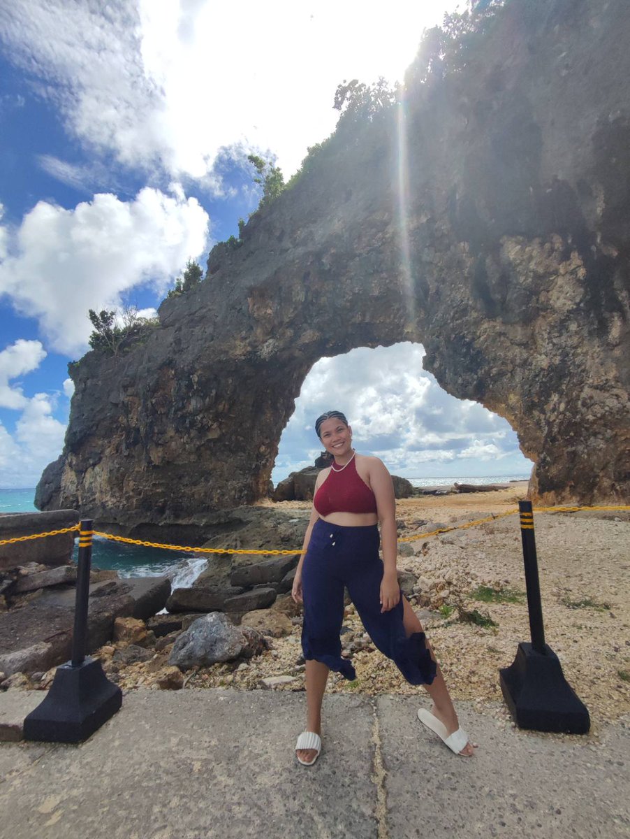 jennyBars's tweet photo. So lahat ba nakapagbeach na? Wait post nalang ako ng entry ko since naglilinis lang naman ako ng bahay for today's video. https://t.co/wsNIuEchFh
