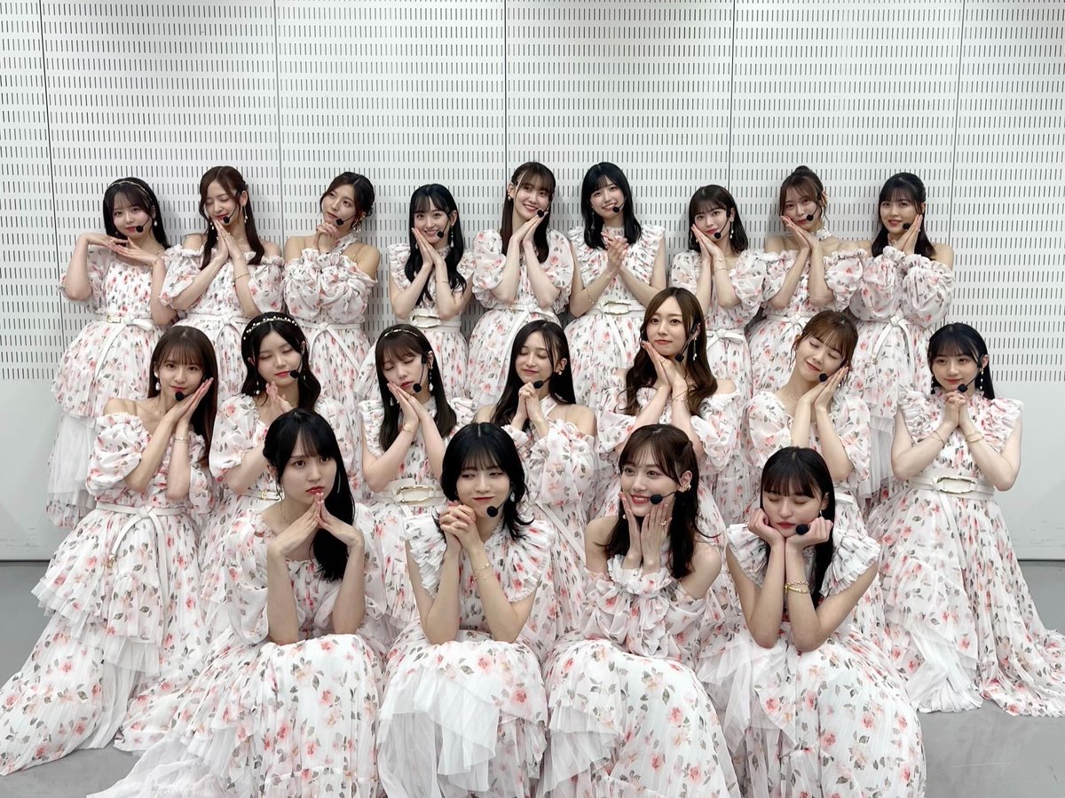 最近何してたの〜？ってとこなんですけど

夢を叶えるために頑張っておりました！
で、叶えました！😭

まぁ壮絶な道のりだったし
てかこれからの方が壮絶なんだけど（笑）

お金を気にしないで挑戦したい！って
思って努力こっそりしていました。

Twitterも適度に更新します！
引き続きよろしくね🍀