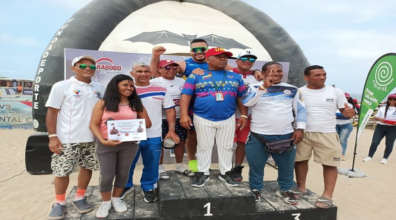 Carabobo se titula Campeón Nacional de Lucha de Playa 2023 #EnDefensaDelEsequibo vtv.gob.ve/carabobo-campe…