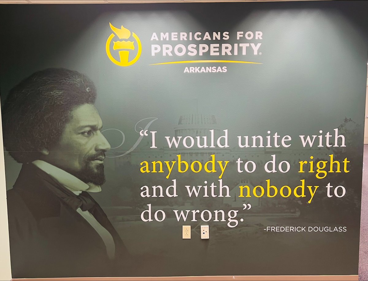 What do you think of our mural?
Design: Brian Williams
#FrederickDouglass #selfactualize #empowerpeople #BelieveInArkansas