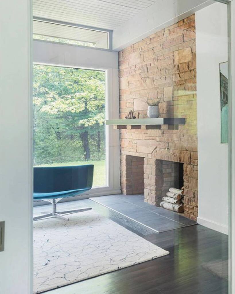 FlavinArchitect's tweet image. Friday #flashback to our work on the 1967 Rosenwald House in Lincoln, by local architects Soep and Berliner. (Swipe all the way for a wonderful glimpse of them!) 

Respecting their original intent, our sensitive design emphasizes the continuity between s… instagr.am/p/CqvOqOtuKgB/