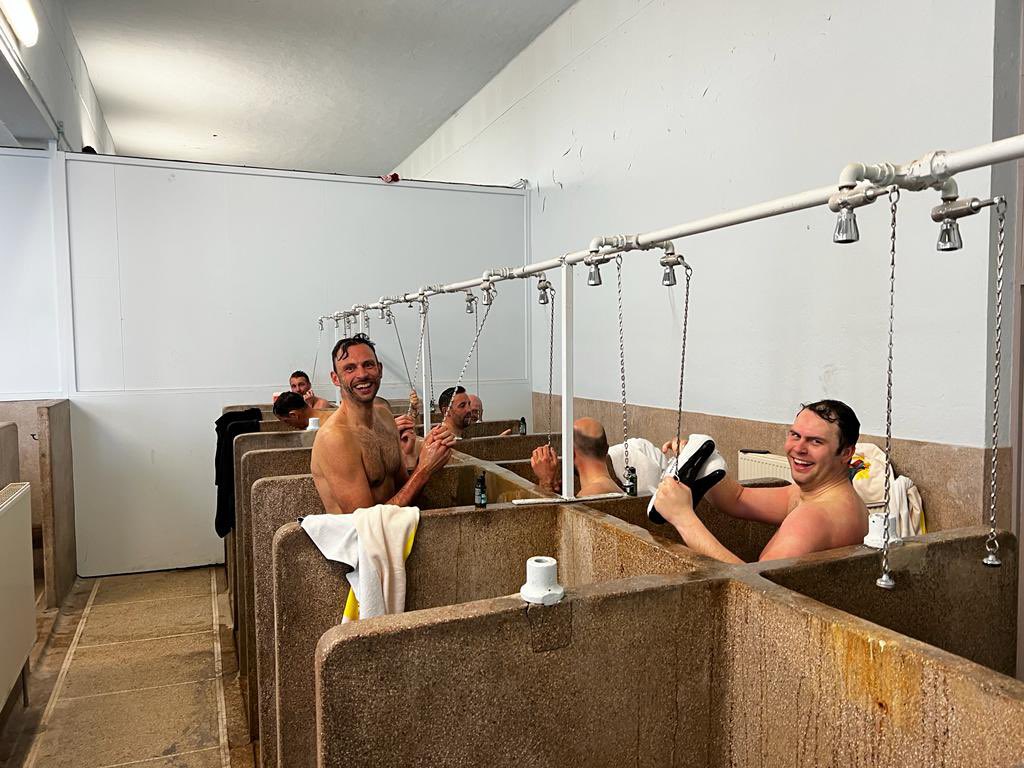 Tomas Van Den Spiegel tweet media