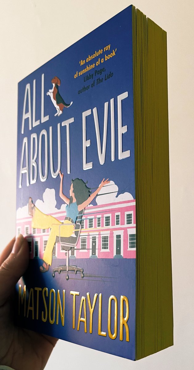 📚 ☕️ 🏳️⚧️🇺🇦(The) Zoe Radley 🇺🇦 🏳️⚧️☕️ 📚 (@radley_zoe) on Twitter photo #BookMail
So am showing some of the book mail I received which I had to wait on, due to working ( 🙄) and well I am so sorry this is a bit late…. Anyway check out two glorious paperback editions of #AllAboutEvie by <a href="/matson_taylor_/">matson_taylor_</a> published by <a href="/ScribnerUK/">ScribnerUK</a> <a href="/simonschusterUK/">Simon & Schuster UK</a> #BookMail
So am showing some of the book mail I received which I had to wait on, due to working ( 🙄) and well I am so sorry this is a bit late…. Anyway check out two glorious paperback editions of #AllAboutEvie by <a href="/matson_taylor_/">matson_taylor_</a> published by <a href="/ScribnerUK/">ScribnerUK</a> <a href="/simonschusterUK/">Simon & Schuster UK</a>