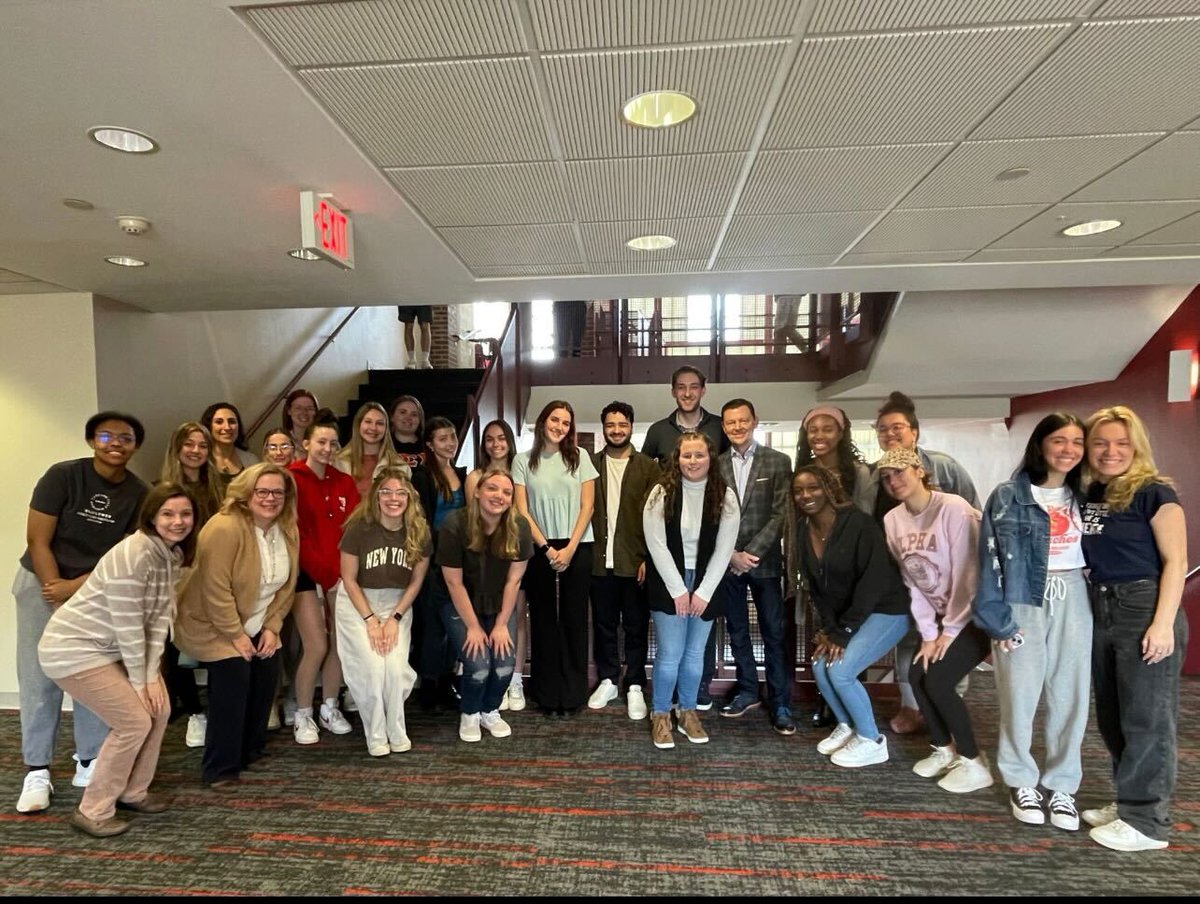 DittoPR_'s tweet photo. Our Account Executives, Jordon and Danielle, had a great time sharing their PR expertise and experience with the students at @RiderUniversity. 

We're grateful for the opportunity and can't wait to engage with the future of PR pros! 

#PublicRelations  #agencylife #DittoPR https://t.co/67uFtz2vXE