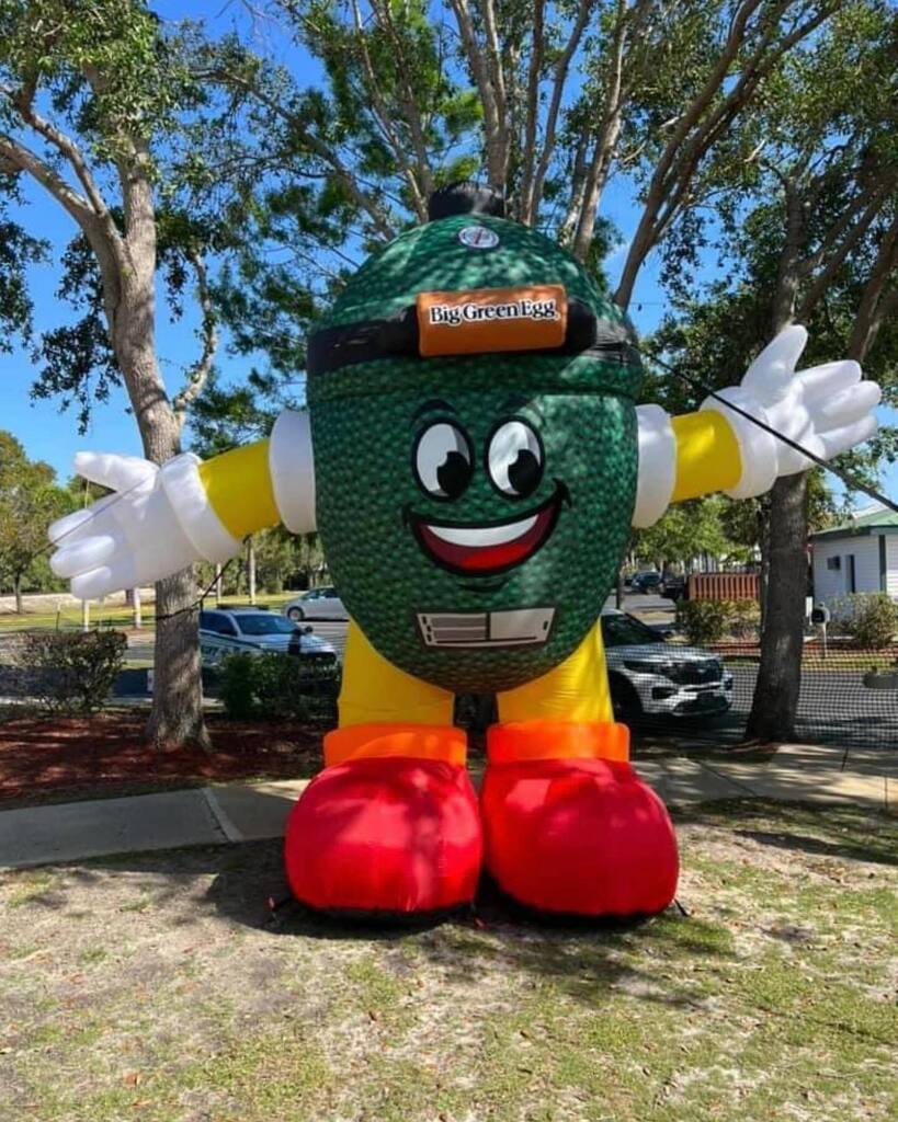 Last Saturday, our Rotary Club had 2 fundraisers- The Big Green EGGfest held in Riverside Park during the day.
Thanks to our Rotary volunteers who did such a great job at the entrance area. 
Rotary was one of the organizations that benefited from the green egg cook-off event…