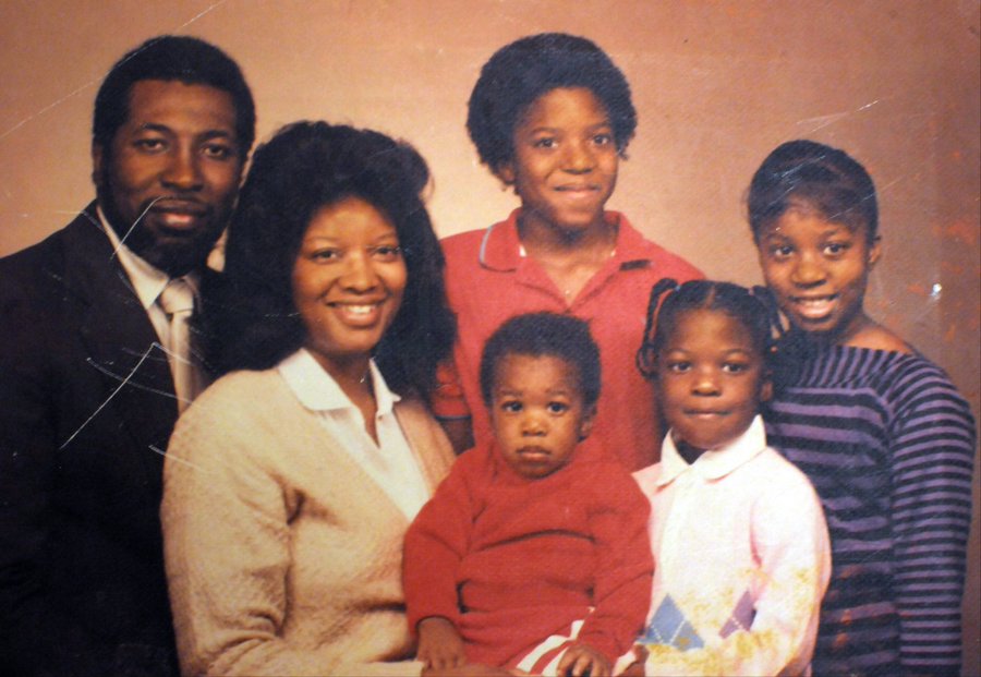 e_dubya (@noiseandthecity) on Twitter photo Would I be who I am now if I lived in the Jackson, Mississippi that exists today? I work through my feelings of guilt, sadness, frustration, and anger in this Behind the Paper blog. <a href="/NatureWaterJnl/">Nature Water</a> …inabilitycommunity.springernature.com/posts/a-story-… <a href="/Brown_SPH/">Brown University School of Public Health</a> <a href="/BrownUniversity/">Brown University</a> Would I be who I am now if I lived in the Jackson, Mississippi that exists today? I work through my feelings of guilt, sadness, frustration, and anger in this Behind the Paper blog. <a href="/NatureWaterJnl/">Nature Water</a> …inabilitycommunity.springernature.com/posts/a-story-… <a href="/Brown_SPH/">Brown University School of Public Health</a> <a href="/BrownUniversity/">Brown University</a>