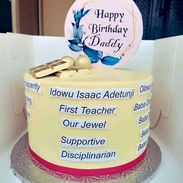 IOluwamodupe's tweet photo. Script cake for a loving hubby and amazing Dad🥰😍😘

You can never go wrong with a script cake where you can express yourself with written words of your heart desires or what you feel about them. https://t.co/8FQjt0YW4P