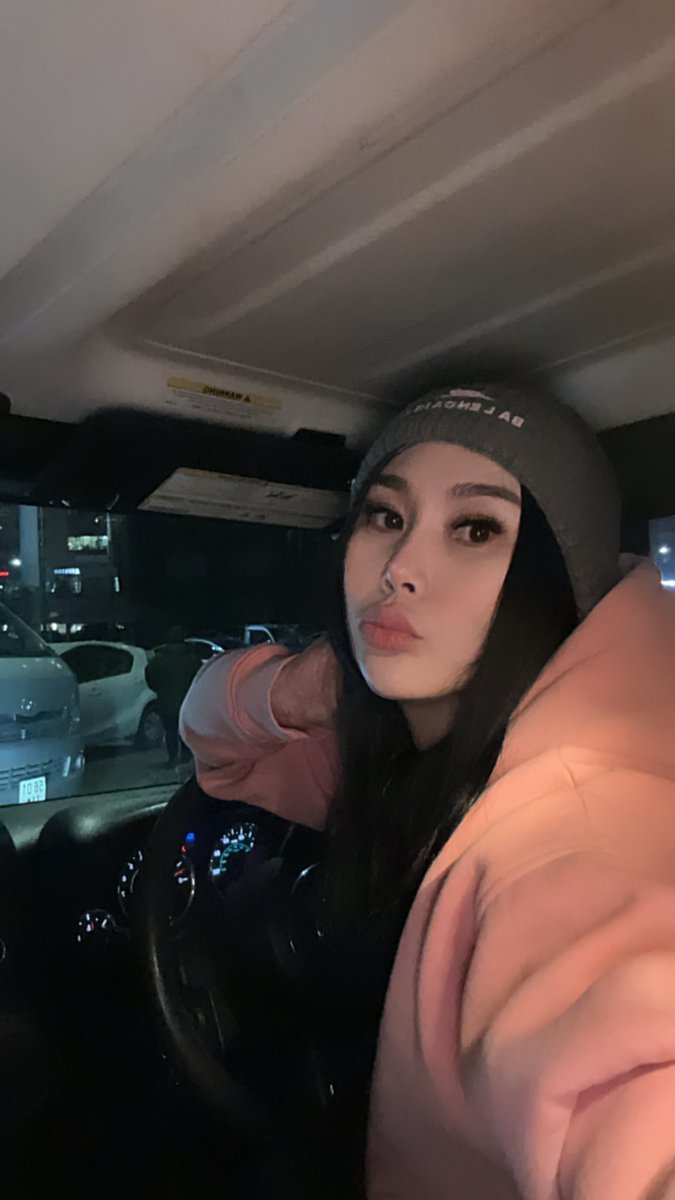 Ж.Хулан 💜 on Twitter: \"😍Манай хүн😍 намайг ядарч байгаа 5 дх шдэ гарж ...