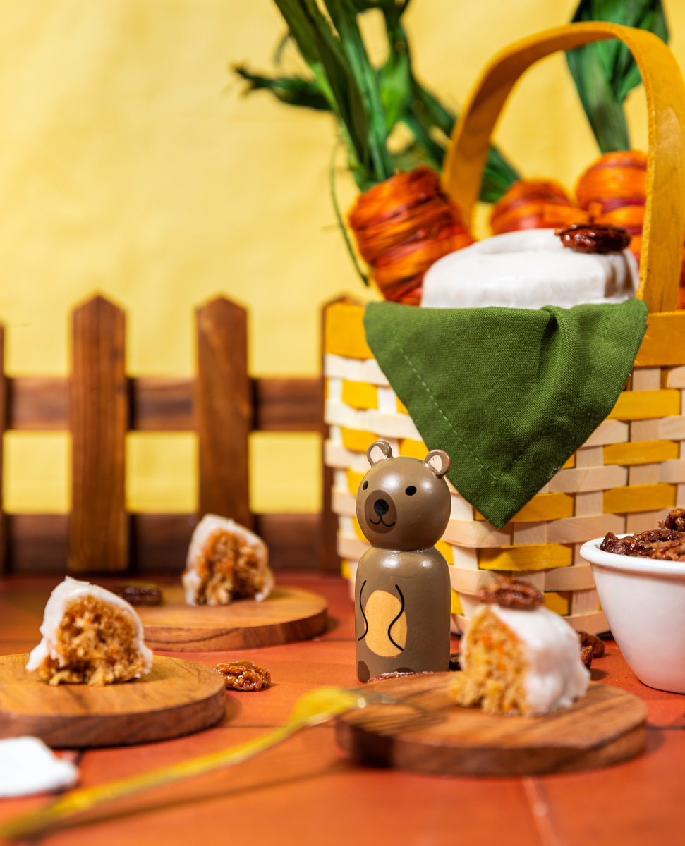 We are open all weekend long to provide you with the perfect treats for a teddy bear picnic! ⁠🧸🧺🍩
⁠
Because no matter the weather, a teddy bear picnic with donuts is always a cozy and sweet way to spend the day! 

#cartemsdonuts #teddybearpicnic #tgif #easterweekend