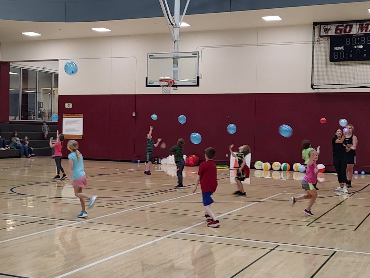 Elizabeth Sharp tweet media