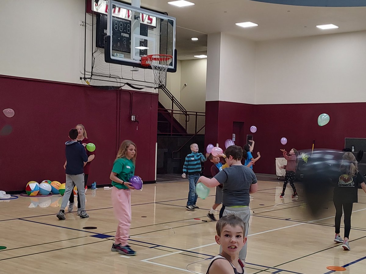 Elizabeth Sharp tweet media