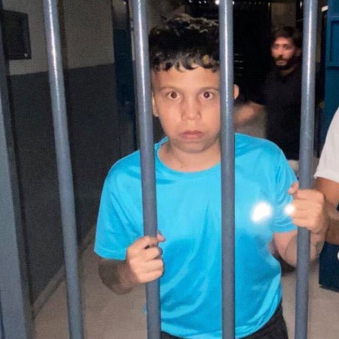 her mesaji alakali alakasiz videolarla cevaplamak suc olsaydi erkekler