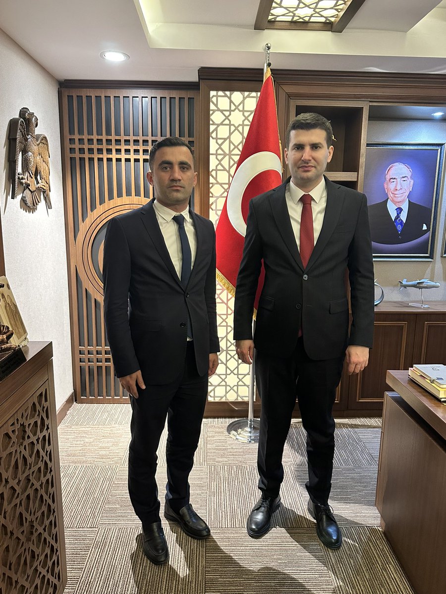 Ülkü Ocakları Genel Başkanımız Sn.Ahmet Yiğit YILDIRIM’ı ziyaret ederek emir ve talimatlarını aldık.<a href="/ayyildirim1/">Ahmet Yiğit Yıldırım</a>