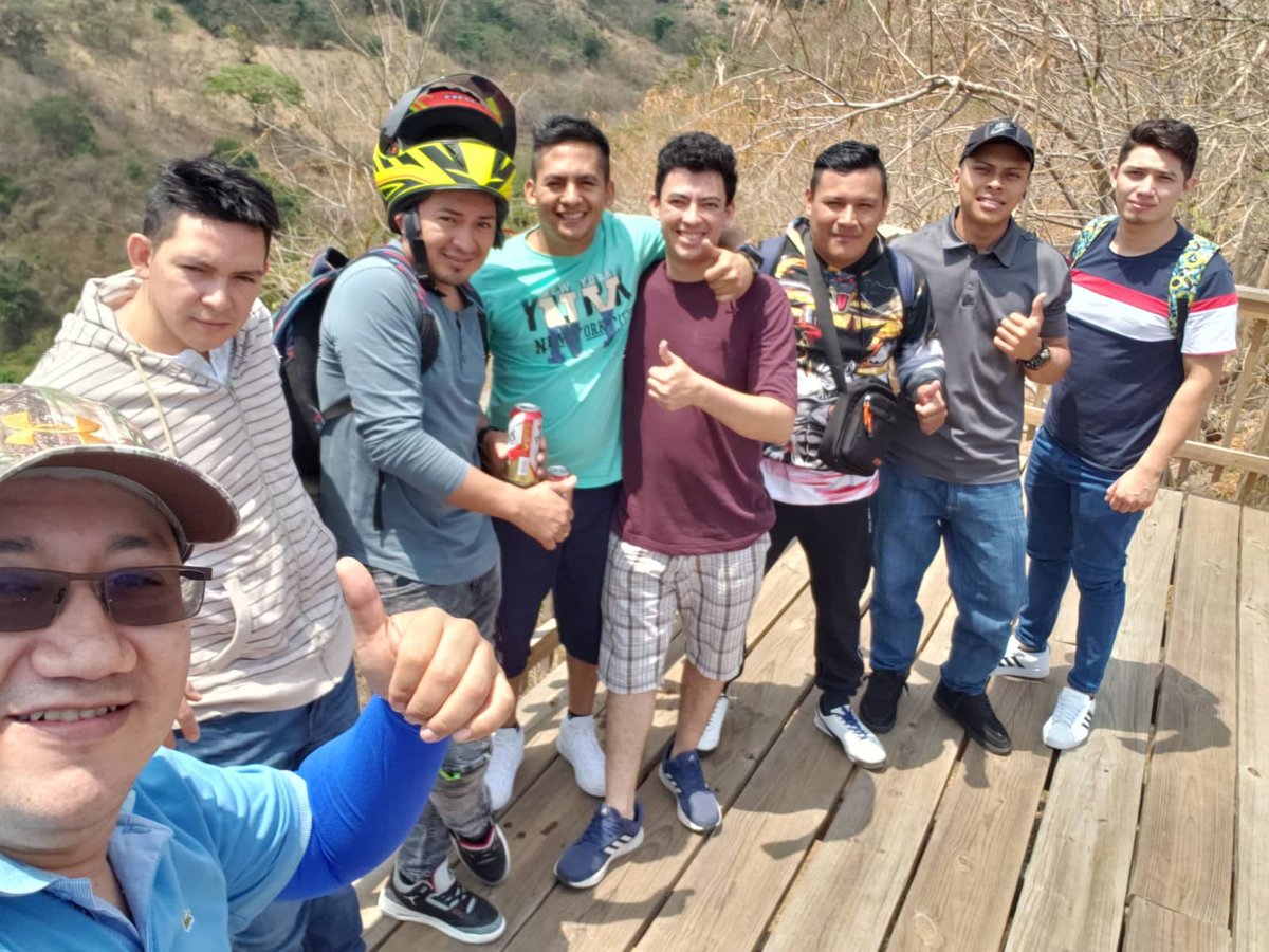 MardoqueoRivas2's tweet photo. Rumbo a #SurfCity https://t.co/ZL4C7kmNn5