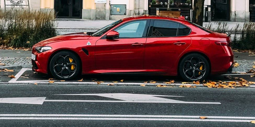 drive_kingdom's tweet photo. Oh just take a look at this!  #Wheel #Vehicle #Car #Tire #Window #Automotivelighting #Hood #Plant #Infrastructure #Automotivetire https://t.co/Xjd6rB4O1D