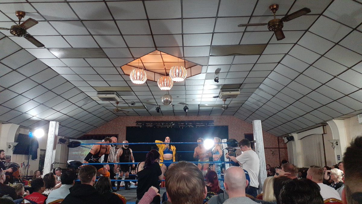 TheHCWShow's tweet photo. @BCCW2021 Fallout Match

@_lucialee vs. #TJSky vs. #AlunaBlue vs.@SlyT_KianFox vs. #Bev

#wrestling #ukindiespotlight #britwres #bccw https://t.co/wYsRX5HuHp