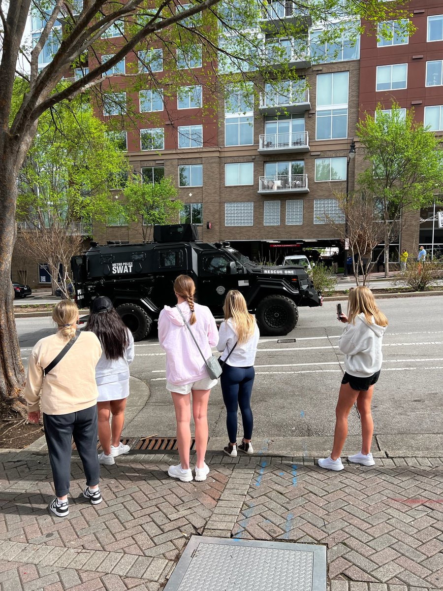Swat Team in #Nashville, my daughter is out there. I'M ON THE LINE WITH HER. I heard several things that sounded like gunfire. Some said they were flash grenades. WHAT IS GOING ON IN NASHVILLE! <a href="/FOXNEWS/">Fox News</a>