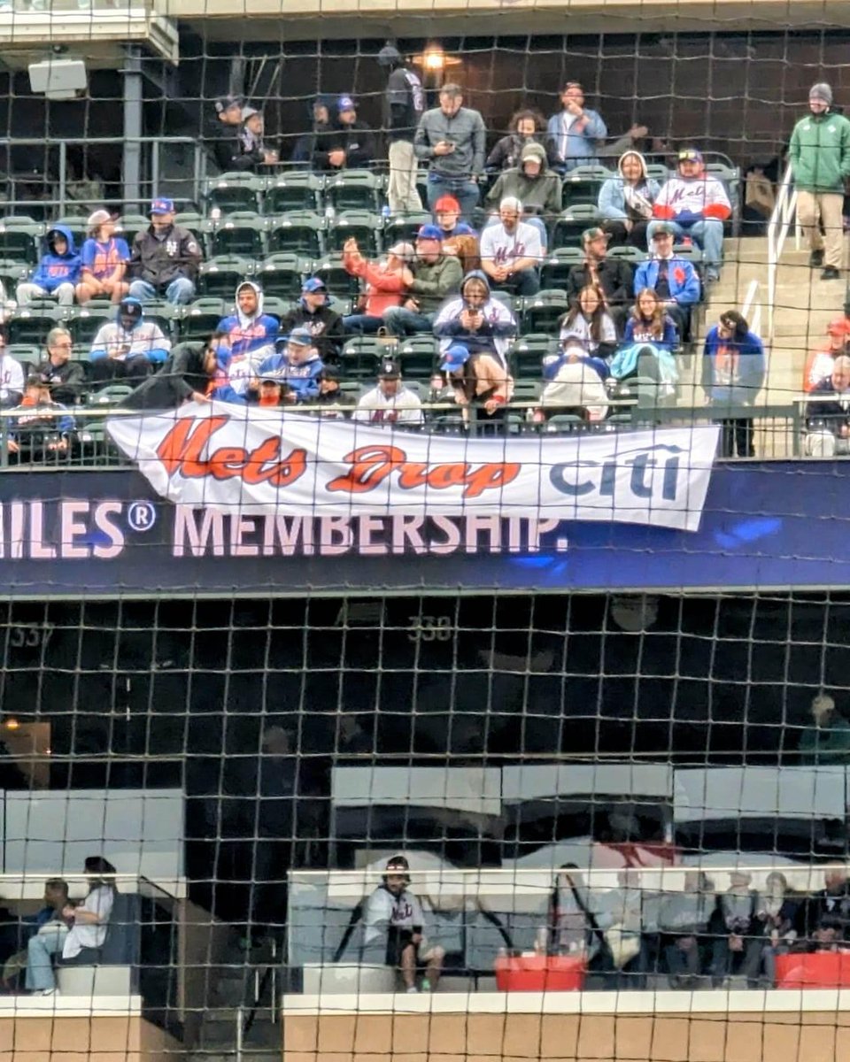 ClimateSold's tweet photo. Mr Met tells the opening day crowd, "Mets Drop Citi," and the Mets win 9-3! #MetsDropCiti https://t.co/L5MbwmdJck