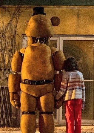Razzbowski's tweet image. Let's end this...

Golden Freddy or Normie Freddy? 😬